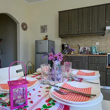 Pavlina's 1 Ferienhaus Chrani