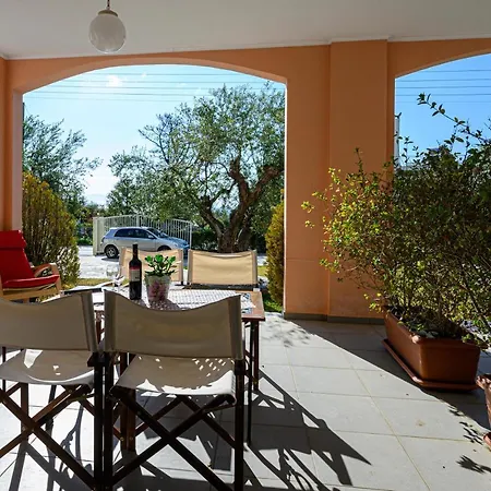 Pavlina's 1 Holiday home *