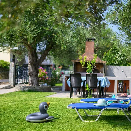 Holiday home Pavlina's 1 Chrani