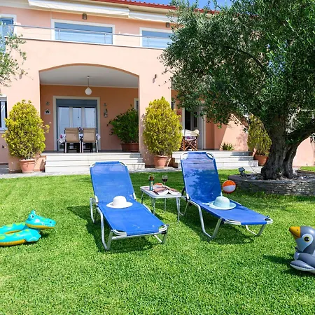 Pavlina's 1 Holiday home Chrani
