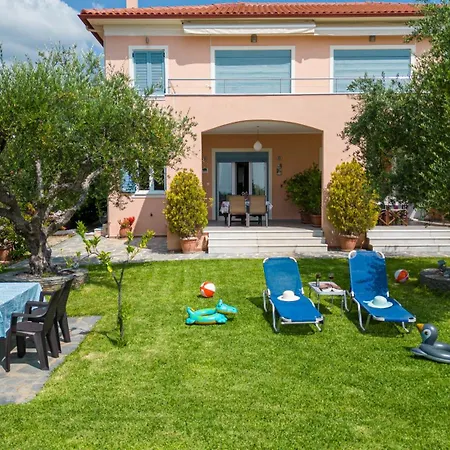 Pavlina's 1 Holiday home Chrani